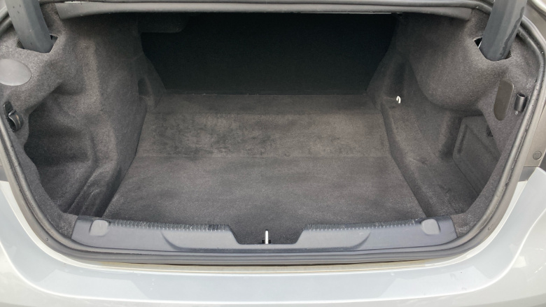 Jaguar XE 2.0 Ingenium Landmark Edition 4dr Auto Petrol Saloon